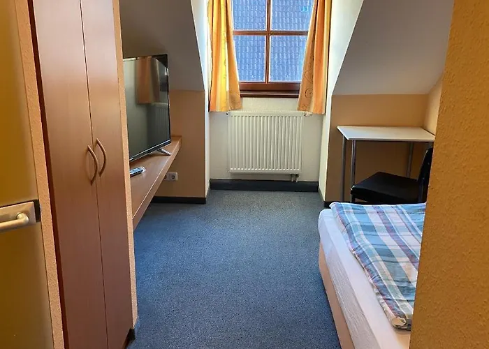 게스트하우스 Fruhstuckspension Klosterhof In Franken 3*